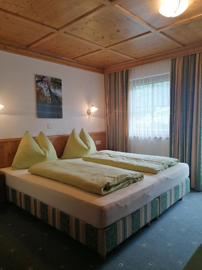 Gasthof Finkenhof Wald im Pinzgau Eksteriør billede