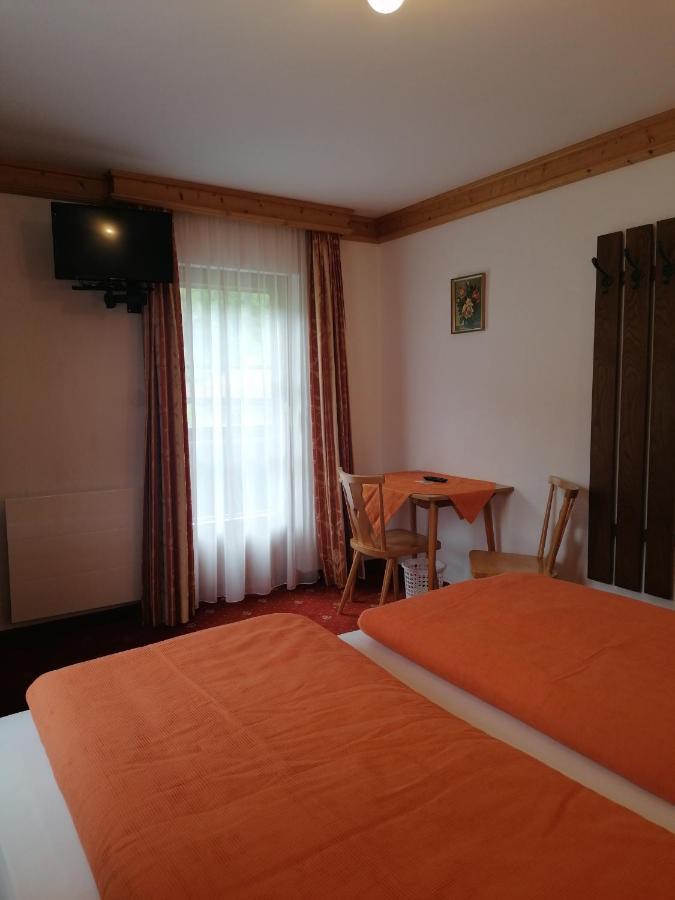 Gasthof Finkenhof Wald im Pinzgau Eksteriør billede